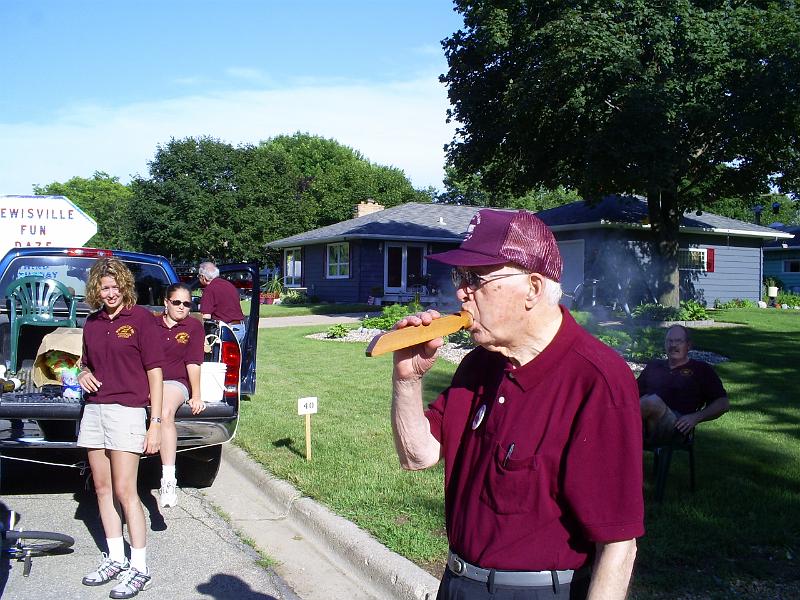 Bill blowing his horn.JPG - Bill blowing his horn